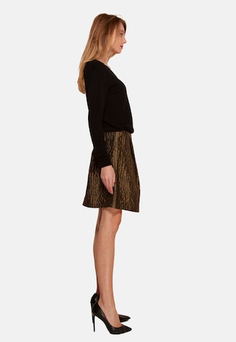 TOOche Skirt 'Golden Dreams' in Gold