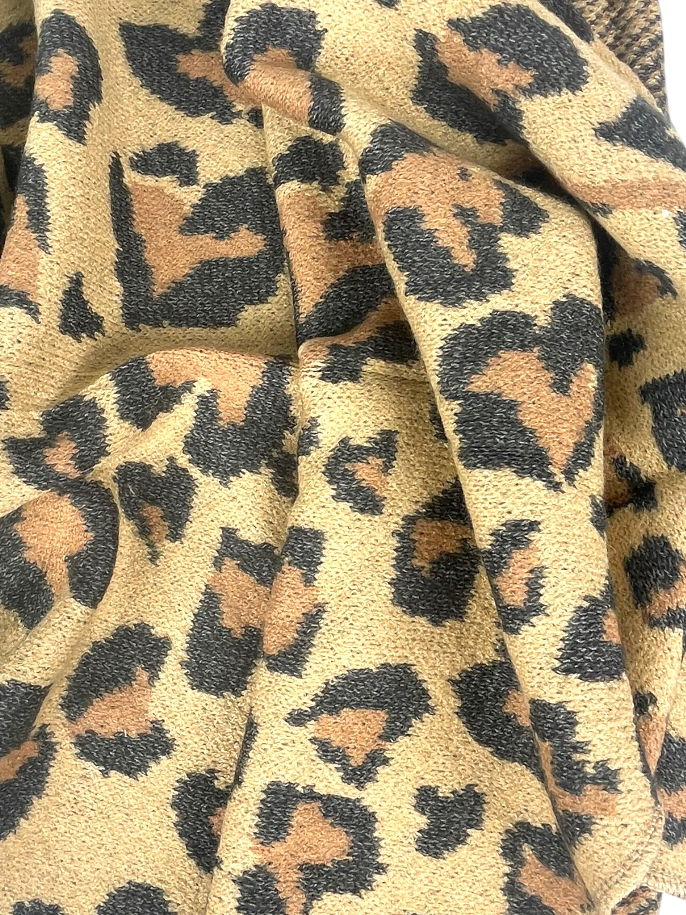 Kumixi Oversizeschal 'Leo'‌‌ in Braun