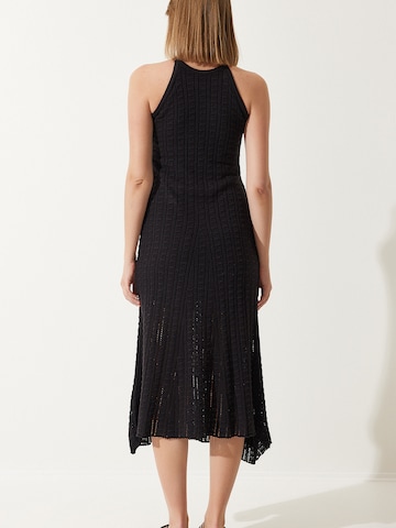 Happiness İstanbul Stickad klänning i svart