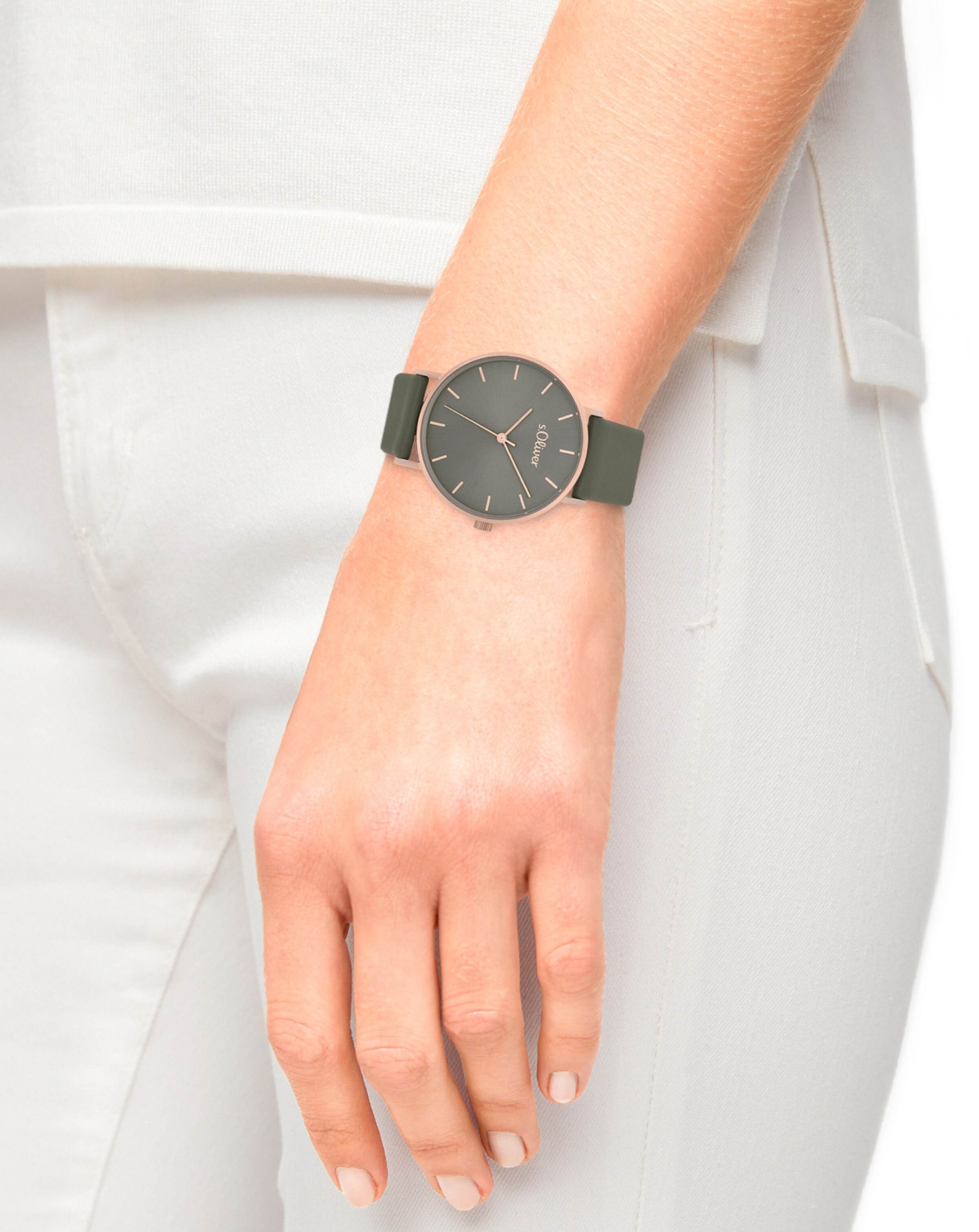 s.Oliver Uhr in Grün