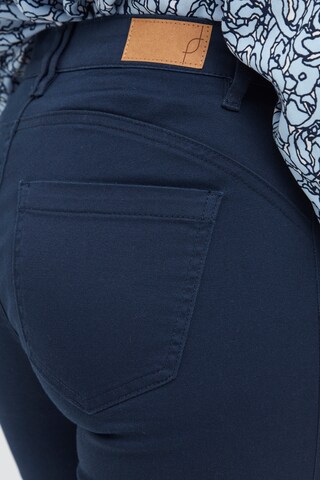 Slimfit Pantaloni di Fransa in blu