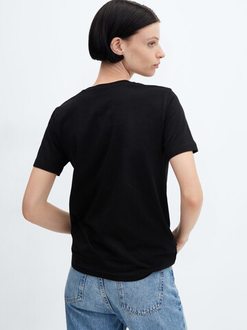 MANGO T-Shirt 'CHALACA' in Schwarz