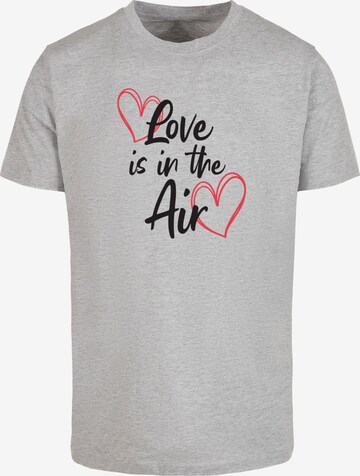 Maglietta 'Valentines Day - Love Is In The Air' di Merchcode in grigio: frontale