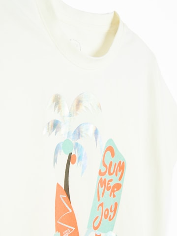 Tricou de la Cool Club pe alb