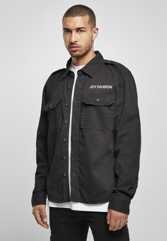Merchcode Comfort fit Button Up Shirt 'Joy Division Up' in Black: front