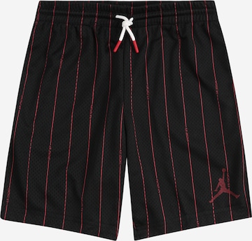 Jordan Regular Shorts in Schwarz: predná strana