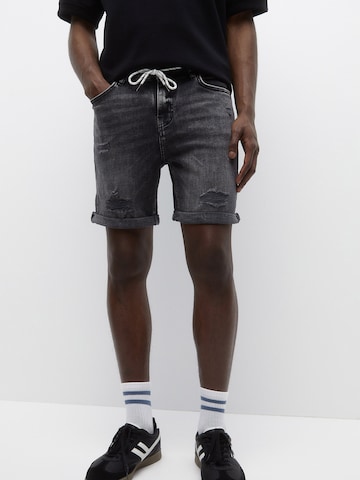 Pull&Bear Regular Shorts in Schwarz