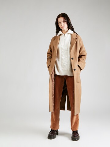 GARCIA Regular Trousers in Brown