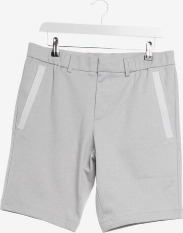 BOSS Bermuda / Shorts 33 in Grau: predná strana