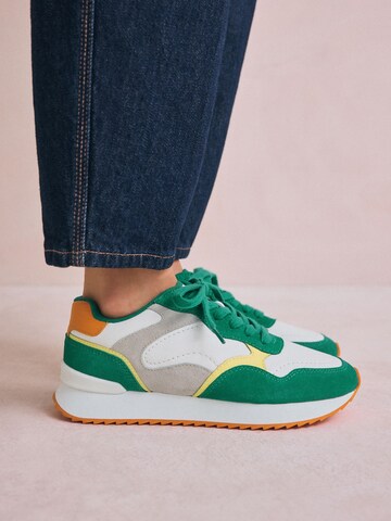 Next Sneakers laag in Groen