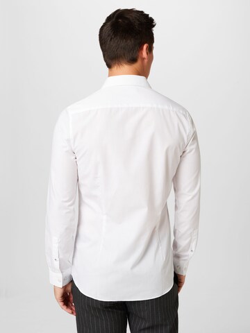 BURTON MENSWEAR LONDON Slim fit Business shirt in White