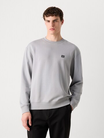 Calvin Klein Jeans Sweatshirt in Grey: front