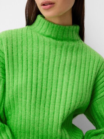 Bershka Sweter w kolorze zielony