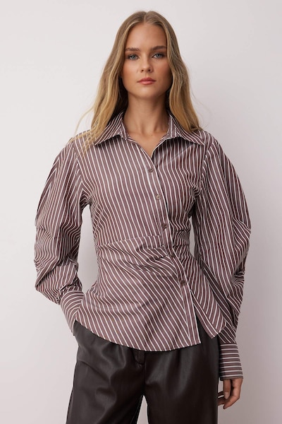Trendyol Blusa em XS em chocolate / branco, Vista do artigo