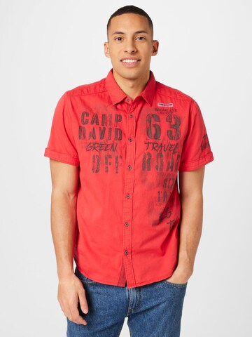 CAMP DAVID Klasický střih Košile – červená: přední strana
