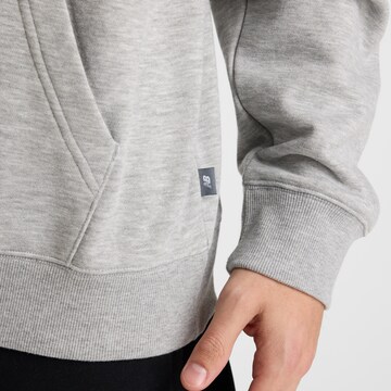 new balance Sweatshirt 'Heritage' in Grey