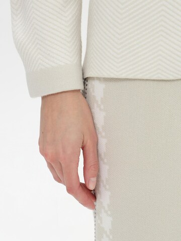 Passioni Knit Cardigan in White