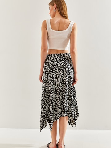 Bianco Lucci Sukňa - Čierna