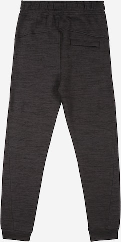 NAME IT - Tapered Pantalón 'Scott' en gris