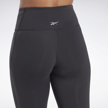 Reebok Skinny Sporthose in Schwarz