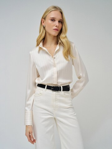 Salsa Jeans Blouse in White: front