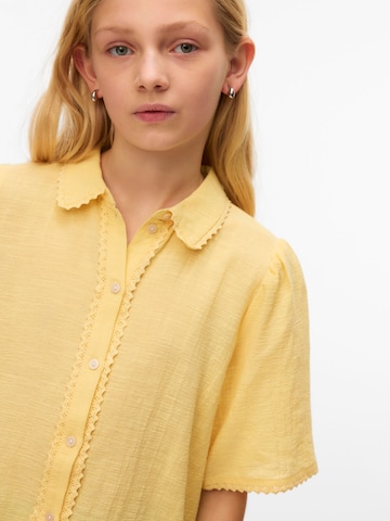 Vero Moda Girl - Blusa 'VMSiri' en amarillo
