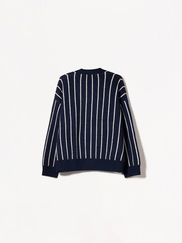 Vestes en maille Bershka en bleu