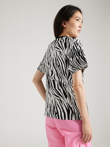 ADIDAS ORIGINALS Μπλουζάκι 'Allover Zebra Animal Print Essentials' σε μαύρο