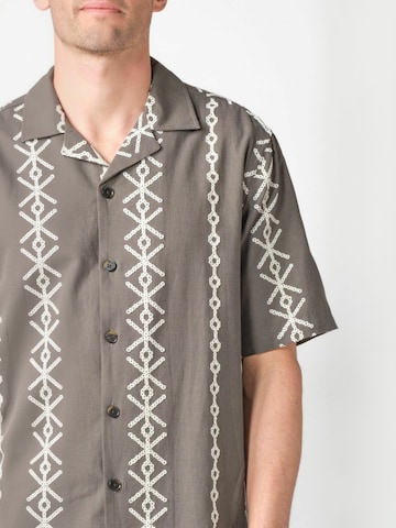 Klitmøller Collective Regular Fit Paita ' Jan ' värissä beige