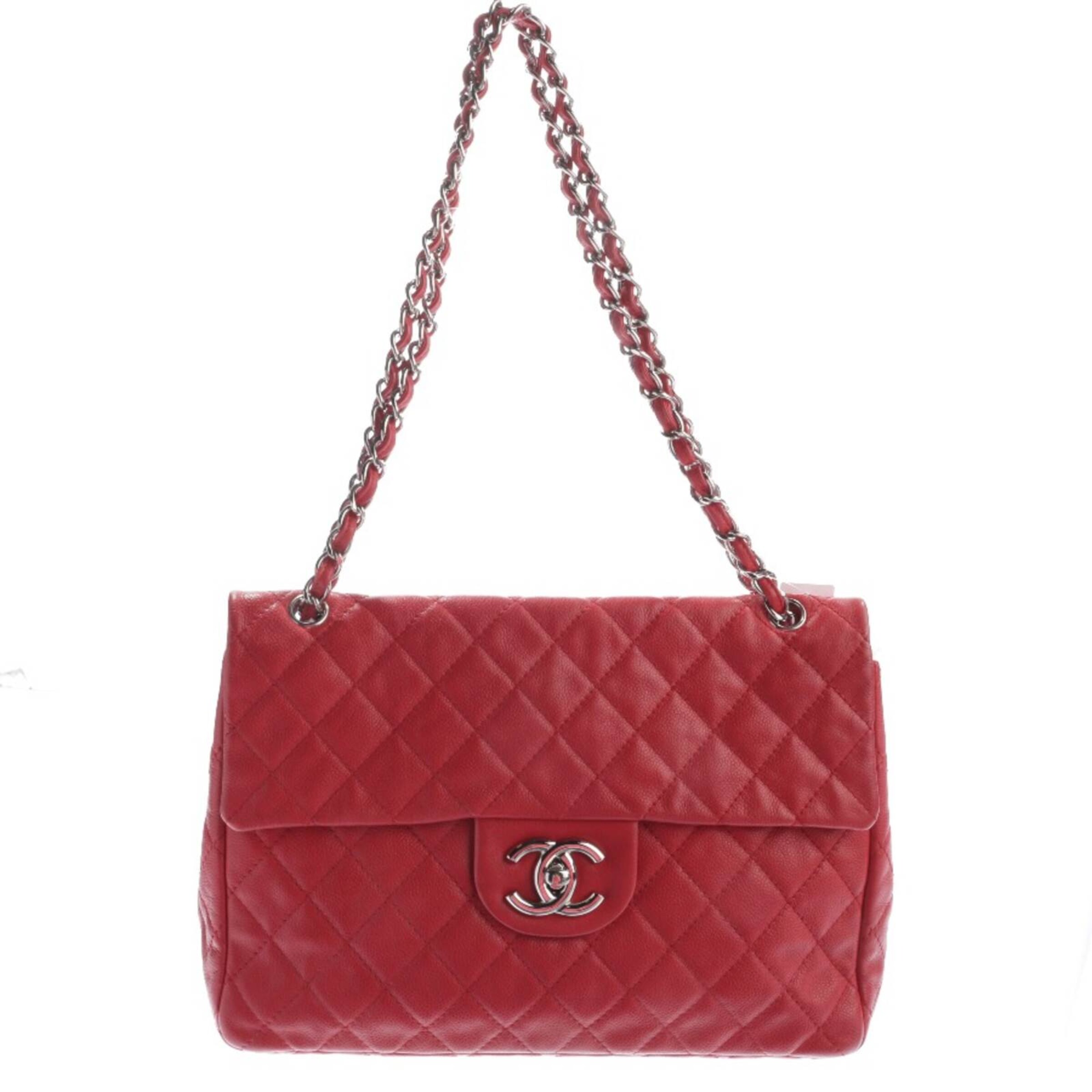 CHANEL Bag in One size in Red: front
