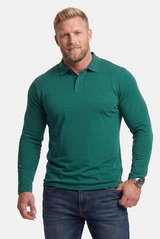 Men Plus Shirt in Green