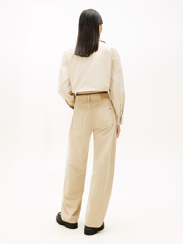 Veste mi-saison Tommy Jeans en beige : derrière