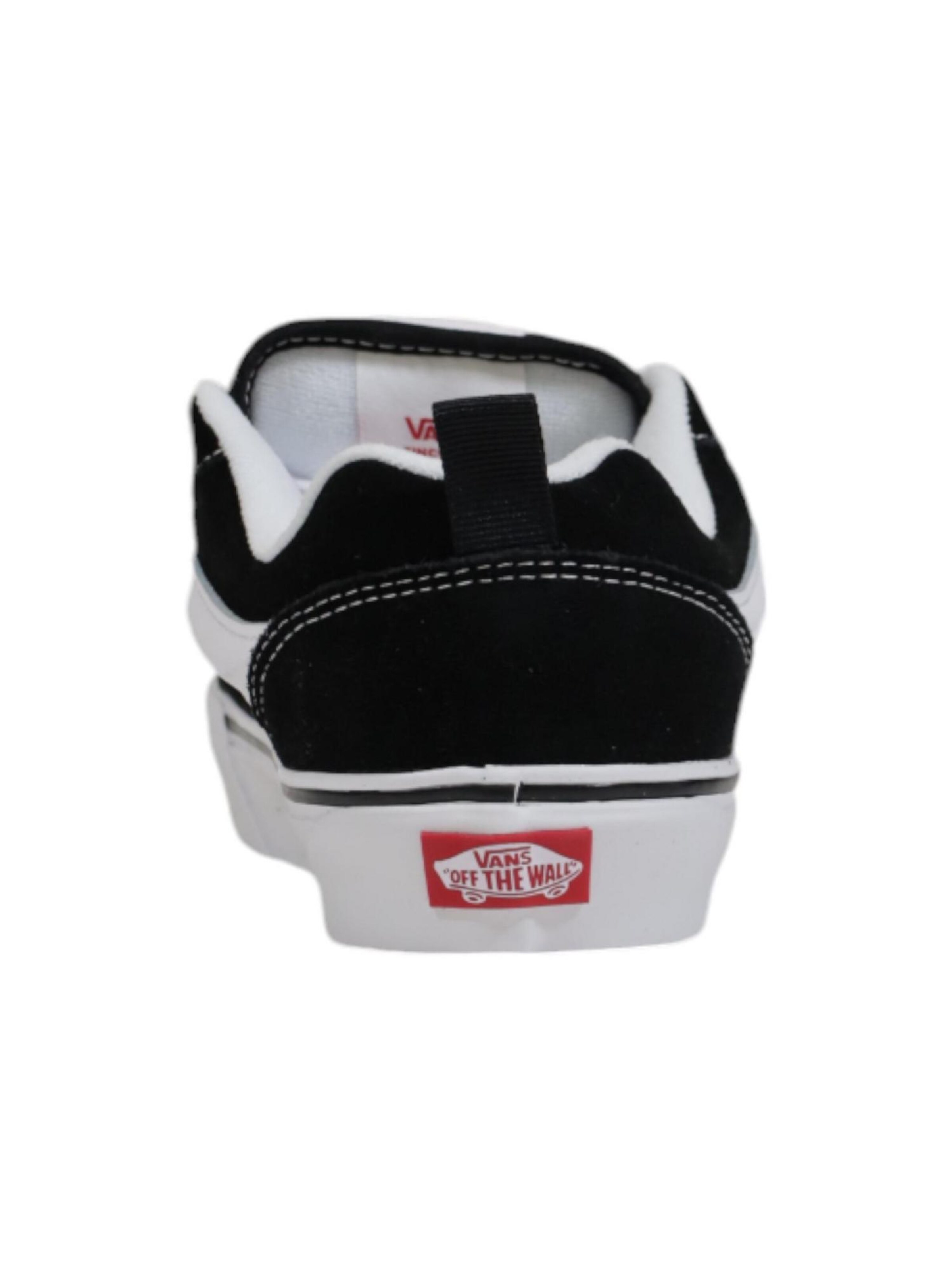 Sneaker bassa 'Knu Skool Unisex VN0009QC6BT1' di VANS in nero