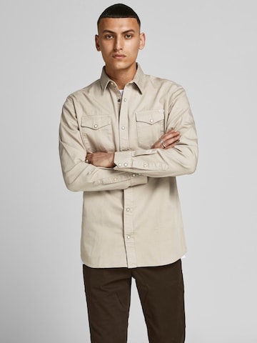 Jacks & Jones - Ajuste regular Camisa en beige: frente