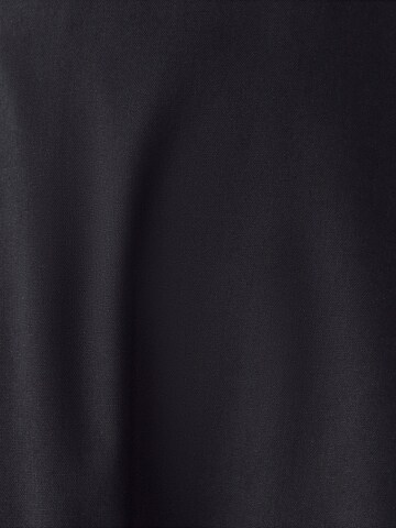 Gonna 'Saras' di Willa in nero