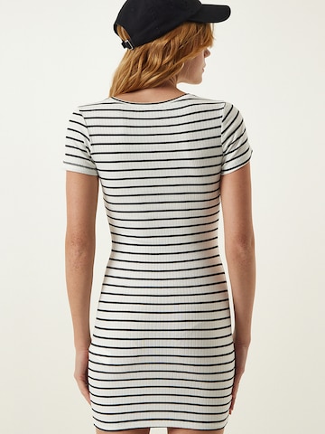 Happiness İstanbul Ruha - fehér