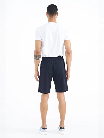 Tommy Life Loosefit Shorts in Schwarz