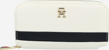 TOMMY HILFIGER Wallet 'Poppy' in White: front