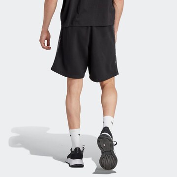 ADIDAS ORIGINALS Regular Shorts in Schwarz