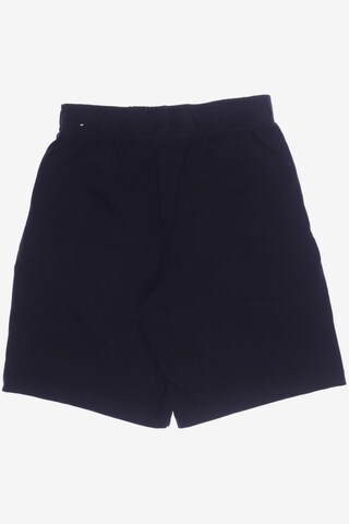 NIKE Shorts in 31-32 in Black