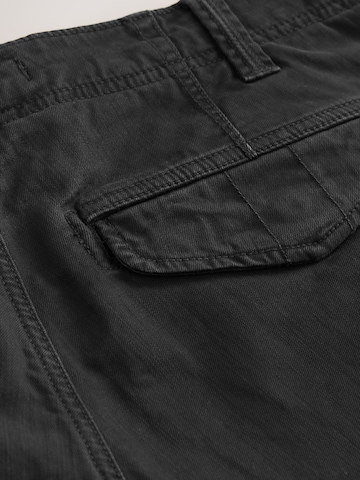 Loosefit Pantalon cargo Next en noir