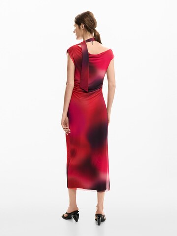 Desigual Φόρεμα σε κόκκινο