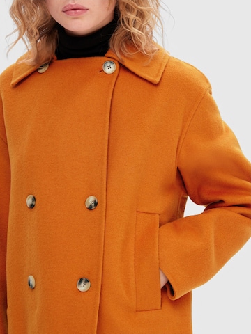 Veste mi-saison SELECTED FEMME en orange