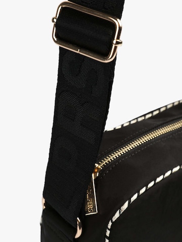 Scalpers Crossbody Bag in Black