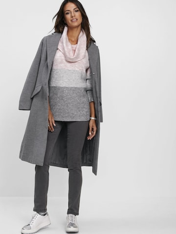 Pullover di bonprix in rosa