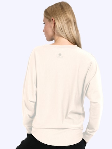 Magadi Sportpullover 'Anna'‌‌‌‌‌‌‌‌ in Weiß