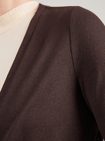 STREET ONE Gebreid vest 'Nette'' in Bruin