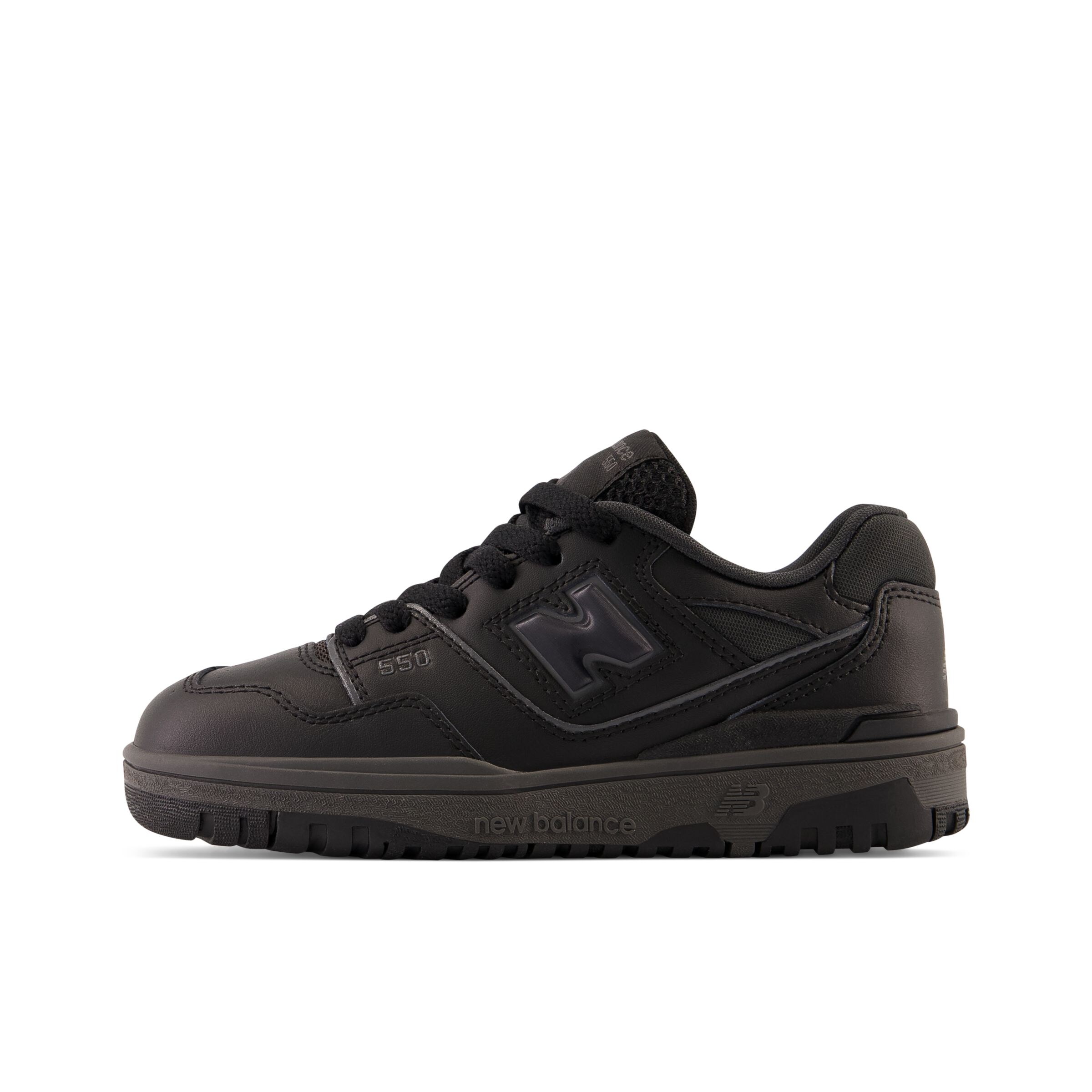new balance Trainers '550' in Black: front