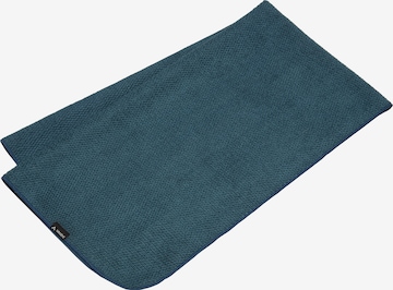 VAUDE Towel ' Comfort  III M ' in Blue: front