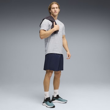 T-Shirt fonctionnel 'Pwrtrain' PUMA en blanc